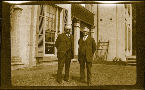 Alexander MacCormick and colleague. Courtesy of Royal Australasian College of Physicians, Copyright University of Sydney